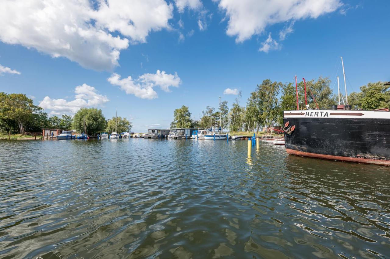 Marina Martinshafen Hotel Sassnitz Ngoại thất bức ảnh