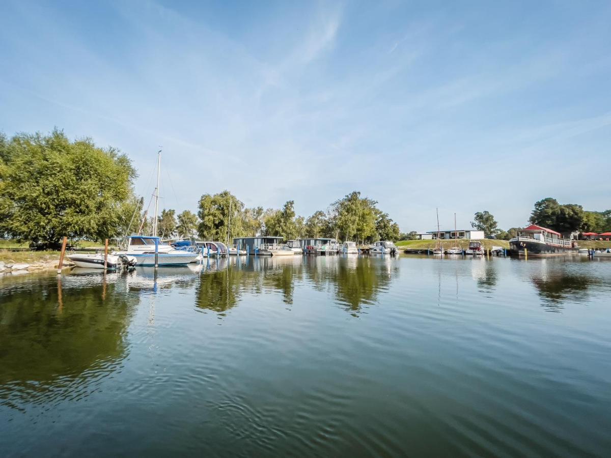 Marina Martinshafen Hotel Sassnitz Ngoại thất bức ảnh