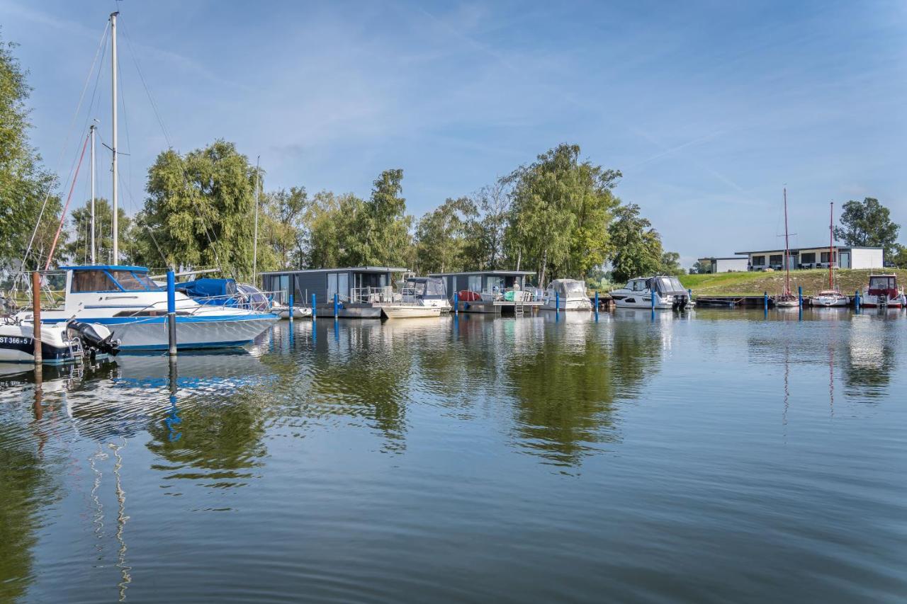 Marina Martinshafen Hotel Sassnitz Ngoại thất bức ảnh