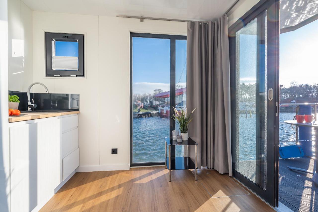 Marina Martinshafen Hotel Sassnitz Ngoại thất bức ảnh