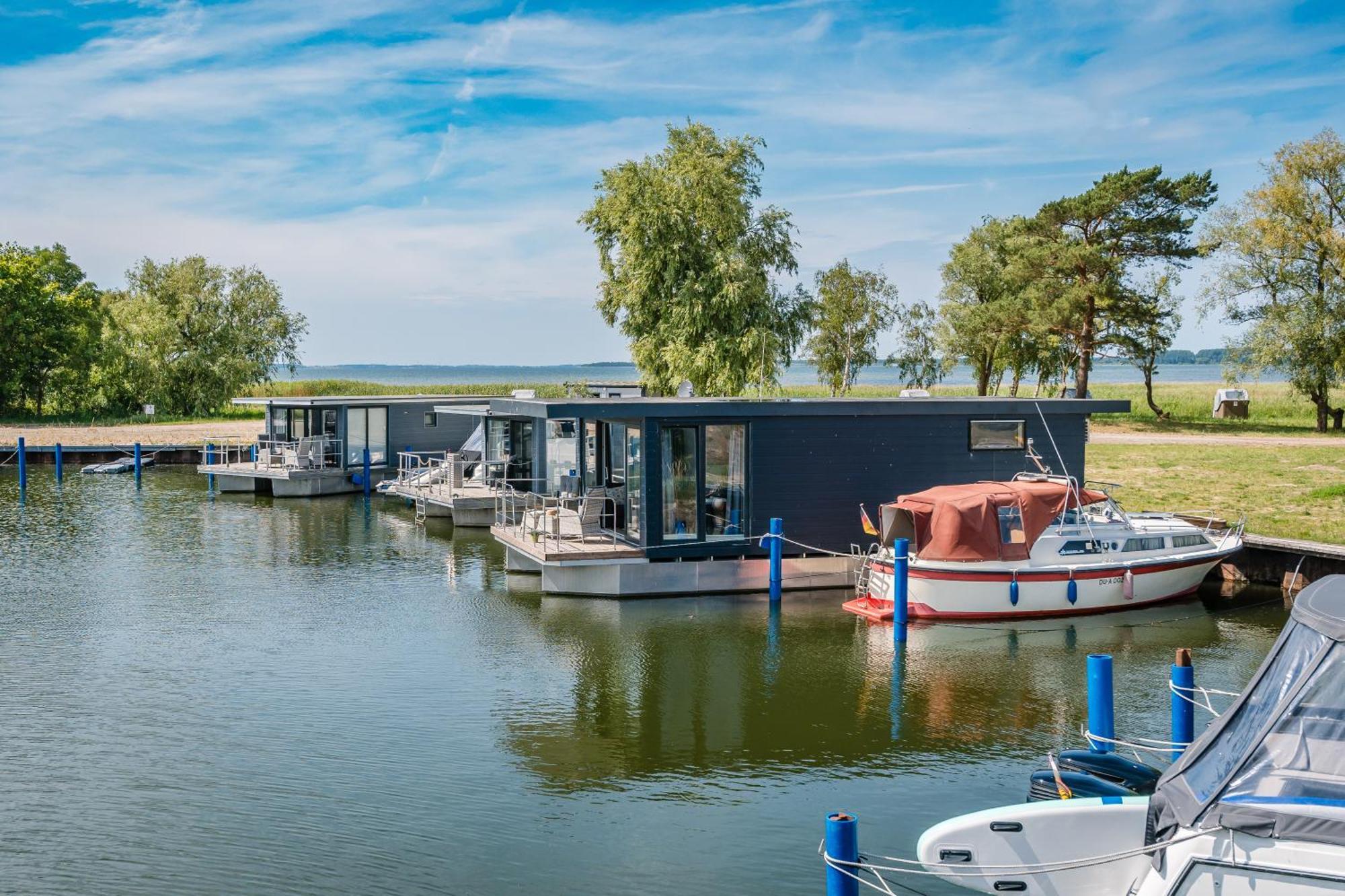 Marina Martinshafen Hotel Sassnitz Ngoại thất bức ảnh