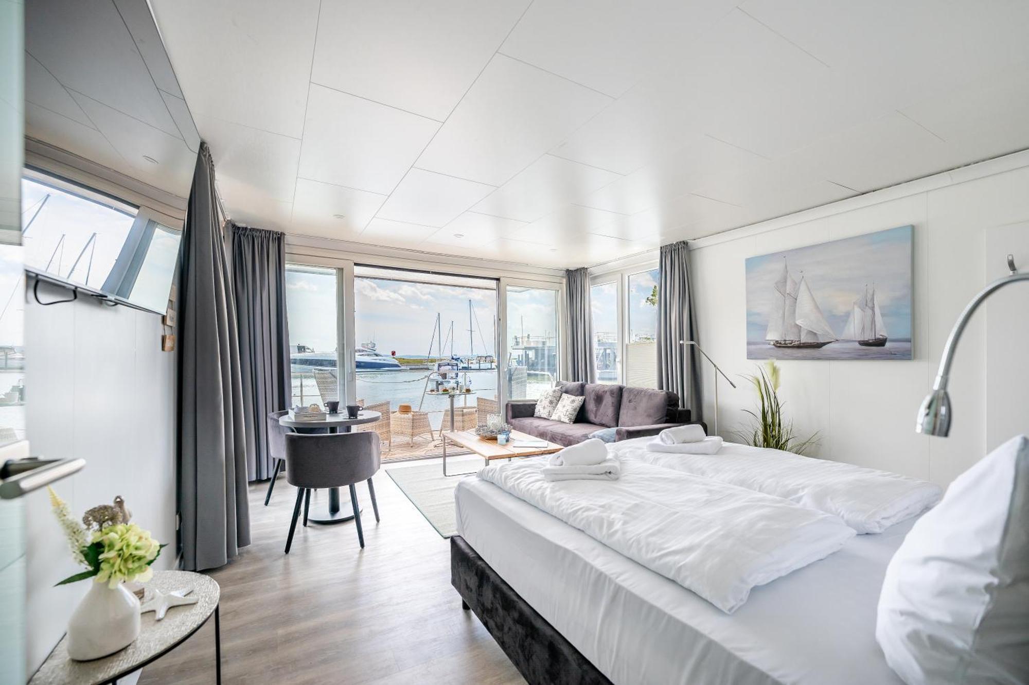 Marina Martinshafen Hotel Sassnitz Ngoại thất bức ảnh